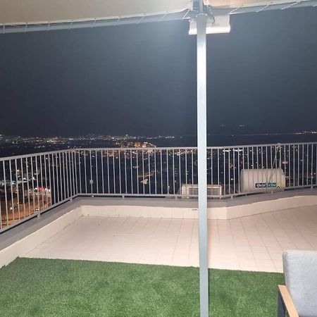 埃拉特דירת זוּגַג מפנקת עם מרפסת משגעת ונוף למפרץ.公寓 外观 照片