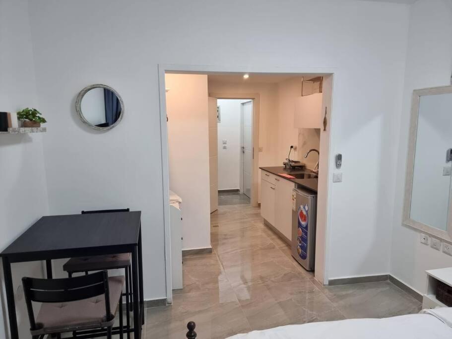 埃拉特דירת זוּגַג מפנקת עם מרפסת משגעת ונוף למפרץ.公寓 外观 照片